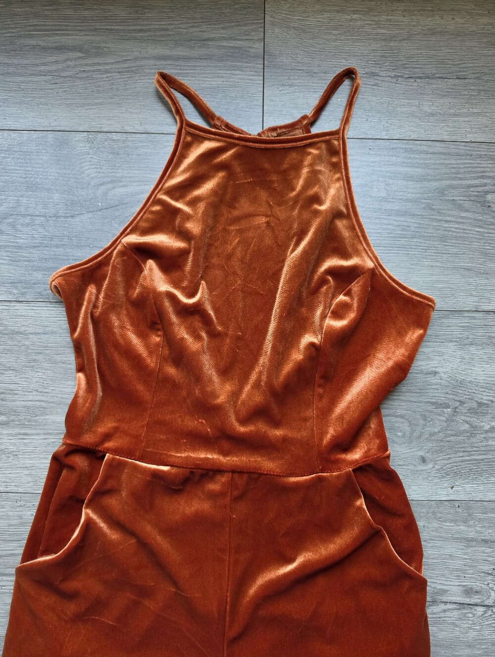 ✨️$18⚡️ Urban Outfitters Naomi Velvet Jumpsuit  Rust Orange Size Small 🔴